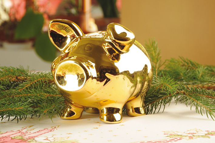 Golden-Pig-Christmas-Tradition-Czech-