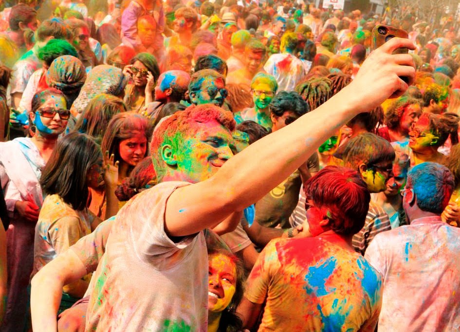 Relish The Ultimate Holi Experience 2017 With These Places In India