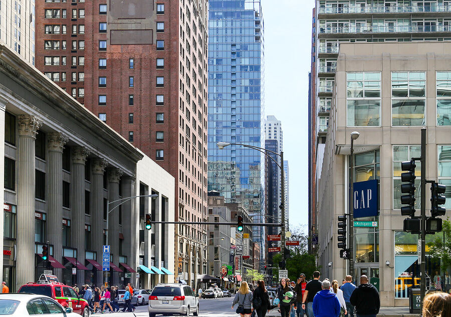 storefronts at magnificent mile