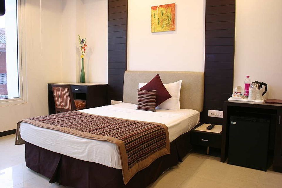 Stay in Budgetary hostels