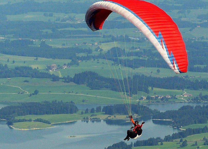 Paragliding