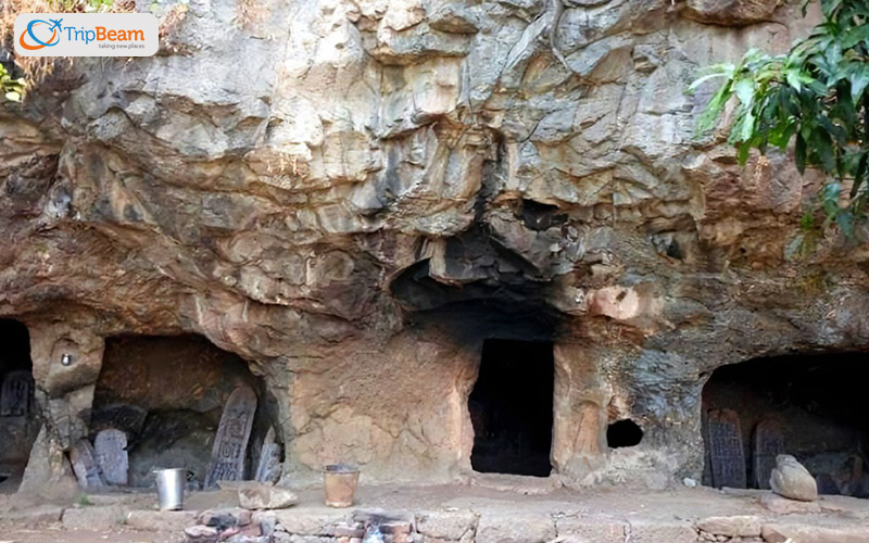 Take a look at the mystical and ancient Rajpuri Caves 1