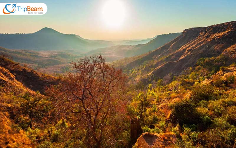 The Satpura Queen Pachmarhi